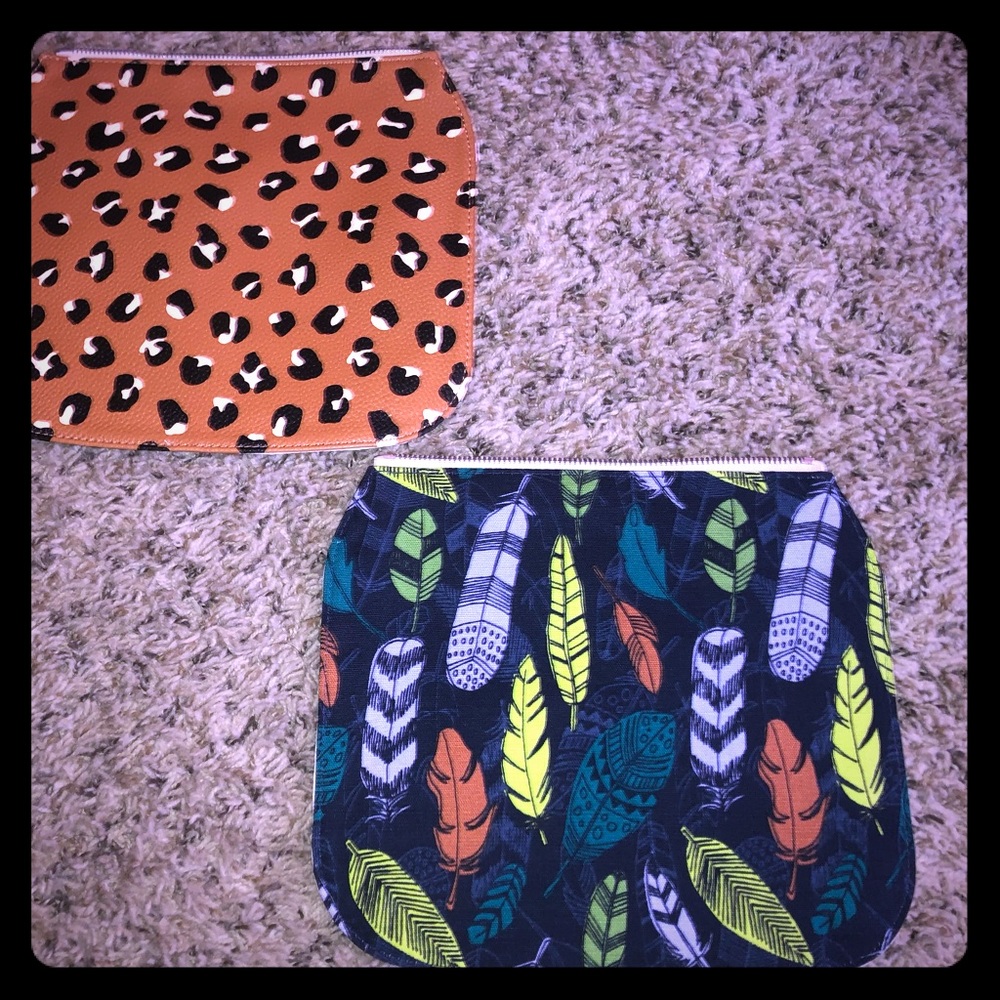 Thirty-one purse flaps